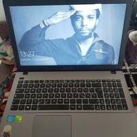 PC portatile ASUS F550C Windows 10