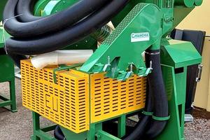 Raccogli castagne Chianchia aspira castagne