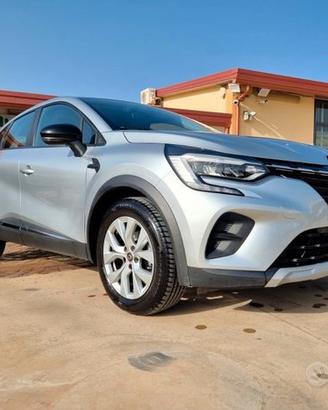 Renault Captur Blue dCi 115 CV EDC Business