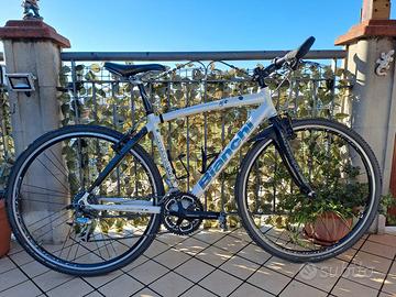 bici ibrida gravel Bianchi CAMALEONTE  CARBONIO
