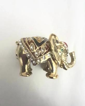 Elefante con pietrine colorate - Vano segreto