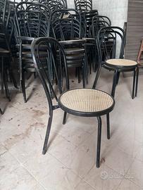 stock sedie stilethonet in metallo nero e paglia d