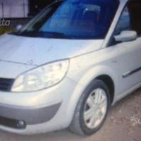 Renault gran scenic 04 1.9 e 1.5 per ricambi