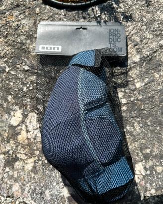 Ginocchiere Ion taglia M