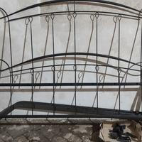 Letto matrimoniale in ferro battuto 