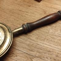 Antico scaldaletto in miniatura francese