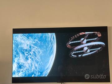 LG OLED evo Gallery Edition 55” e supporto parete