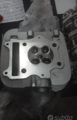 Testata del cilindro suzuki gz 250 tu 250