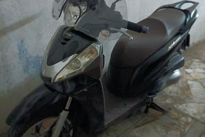 Honda sh 300