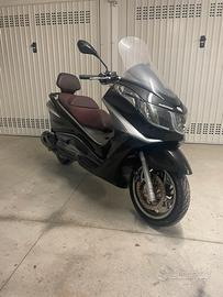 Piaggio x 10 350