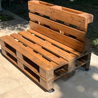 Divanetto in pallet fatto a Mano 120x80