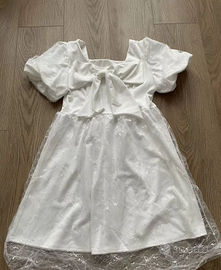 Grazioso vestito bianco da Lolita con fiocco