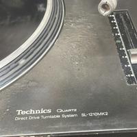 Piatto Technics 1210 MK2 giradischi