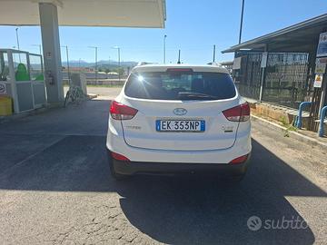 Hyundai  ix35