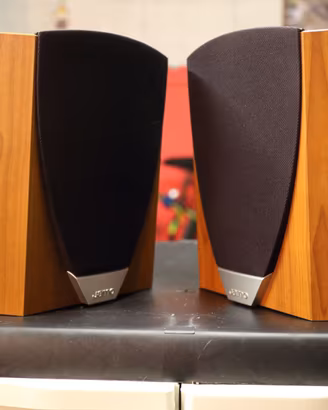 jamo casse surround E8 SUR