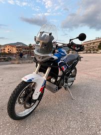 Aprilia tuareg 660