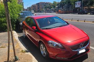 Volvo v40 d2