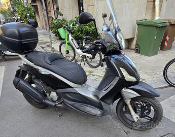 Beverly 350 Sport Touring ie