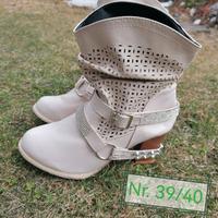 Stivaletti donna nuovi