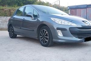 Peugeot 308 1.6 HDI 90CV Premium 