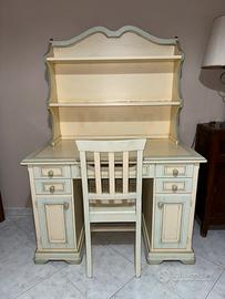 Scrivania e sedia in VERO LEGNO