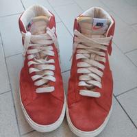 Scarpe NIKE Blazer vintage rosso aragosta