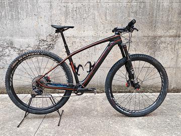 MTB in Carbonio ruote da 29  Taglia M
