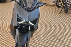 YAMAHA X MAX 300