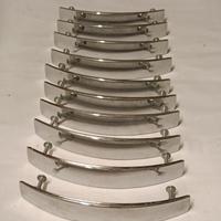 Maniglie per armadi e cassetti 