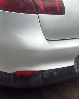 Paraurti posteriore RENAULT MEGANE III 2011 1.5D m