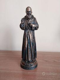 Statuetta Padre Pio rivestita in argento 925