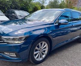 Volkswagen Passat Variant 1.6 TDI SCR DSG