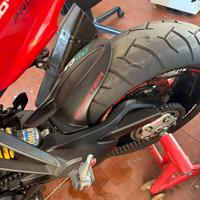 Ducati monster 1100 evo