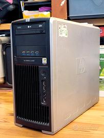 SERVER HP CON SCHEDA DOPPIO MONITOR FUNZIONANTE 