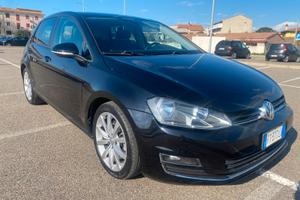 Volkswagen Golf 1.6TDI 110Cv Hightline