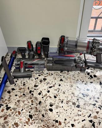 Dyson v11 pari al nuovo