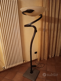 Piantana in ferro battuto