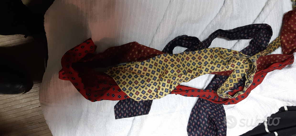 Accessori da uomo, cravatte foulard e papillon - Caruso