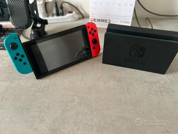 Nintendo Switch praticamente nuova