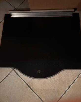 Copertura in cristallo per piano cottura.