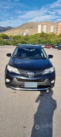 TOYOTA RAV4 2.0 D-4D 2WD