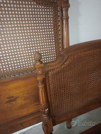 lettino in paglia di Vienna 