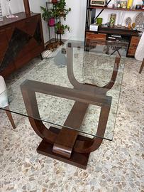 Tavolo antico in legno con base in vetro