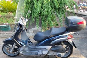 Scooter Piaggio Beverly 250