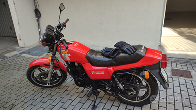 Honda FT 500