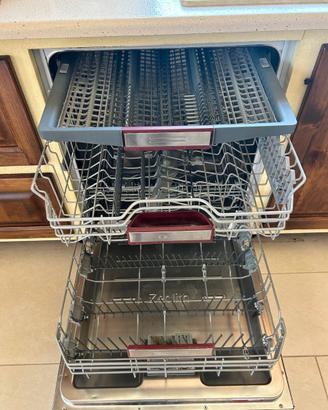 Lavastoviglie NEFF 12 coperti 60 cm – Ottime condi