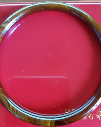 Bracciale rigido circolare