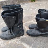 stivali BMW e abbigliamento enduro