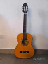 chitarra con accordatore 