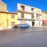 3 LOCALI A MARCELLINA